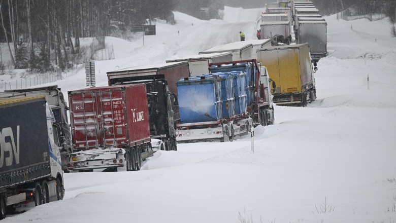 Photo of video | Record de frig extrem în Suedia: Mii de mașini au rămas blocate în zăpadă